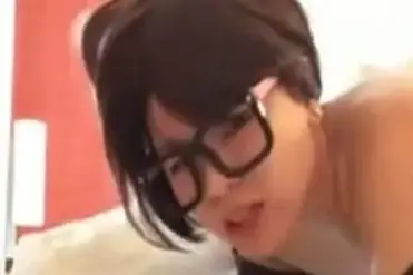 Cewek Cute Cantik Pasrah Digenjot Di Kasur